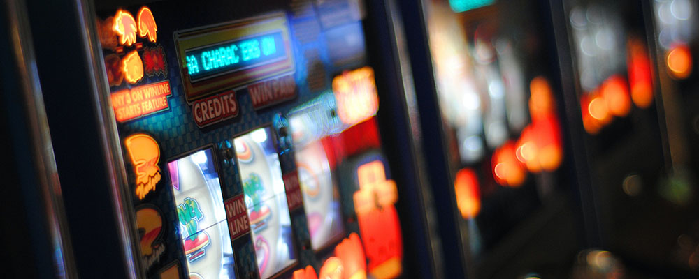 What are the best tips for casino slot machines?